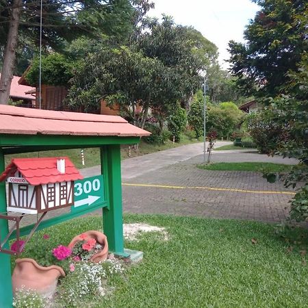 Hotel Ex Pousada Vale Do Bosque - Aluguel Por Temporada Gramado Exterior foto
