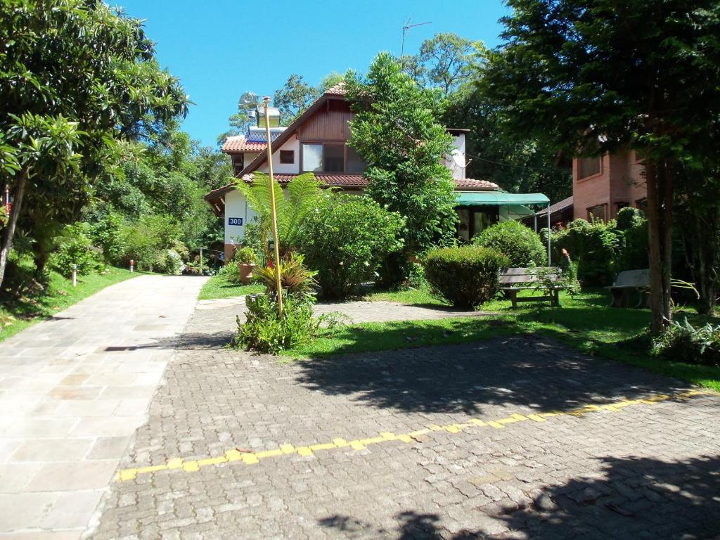 Hotel Ex Pousada Vale Do Bosque - Aluguel Por Temporada Gramado Exterior foto